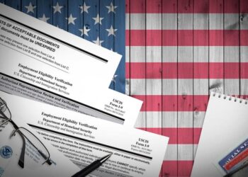 Mapa con los 19 países afectados por pausa migratoria de EE.UU. en 2025