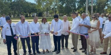 Turismo en crecimiento: RD proyecta 11.6 millones de visitantes y Bayahíbe recibe moderno estacionamiento