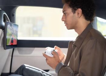 Jugar PlayStation desde el carro ya es posible: así es el nuevo vehículo de Sony y Honda