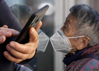 ‘¿Te has muerto?’: La app viral en China para que personas solas confirmen que siguen vivas