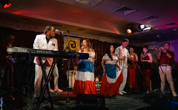 Moscú celebra el triunfo de la música dominicana con el histórico concierto de Yanco Santana y su orquesta “El Domi” en el Club de los Compositores