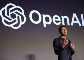 Demanda de Elon Musk a OpenAI podría llegar a juicio: los detalles de esta disputa de gigantes tecnológicos